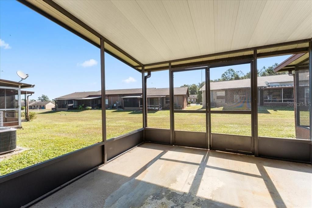 待售: $160,000 (2 贝兹, 1 浴室, 794 平方英尺)