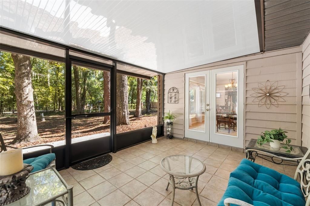 For Sale: $349,900 (3 beds, 2 baths, 1870 Square Feet)