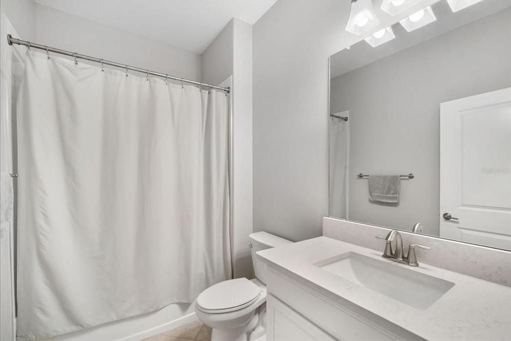 Active With Contract: $330,000 (2 beds, 2 baths, 1683 Square Feet)