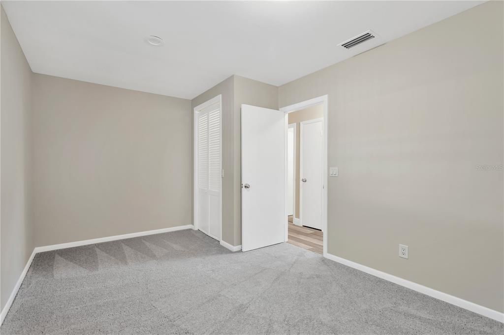 合同活跃: $539,900 (4 贝兹, 3 浴室, 2444 平方英尺)