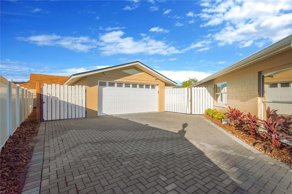 合同活跃: $539,900 (4 贝兹, 3 浴室, 2444 平方英尺)