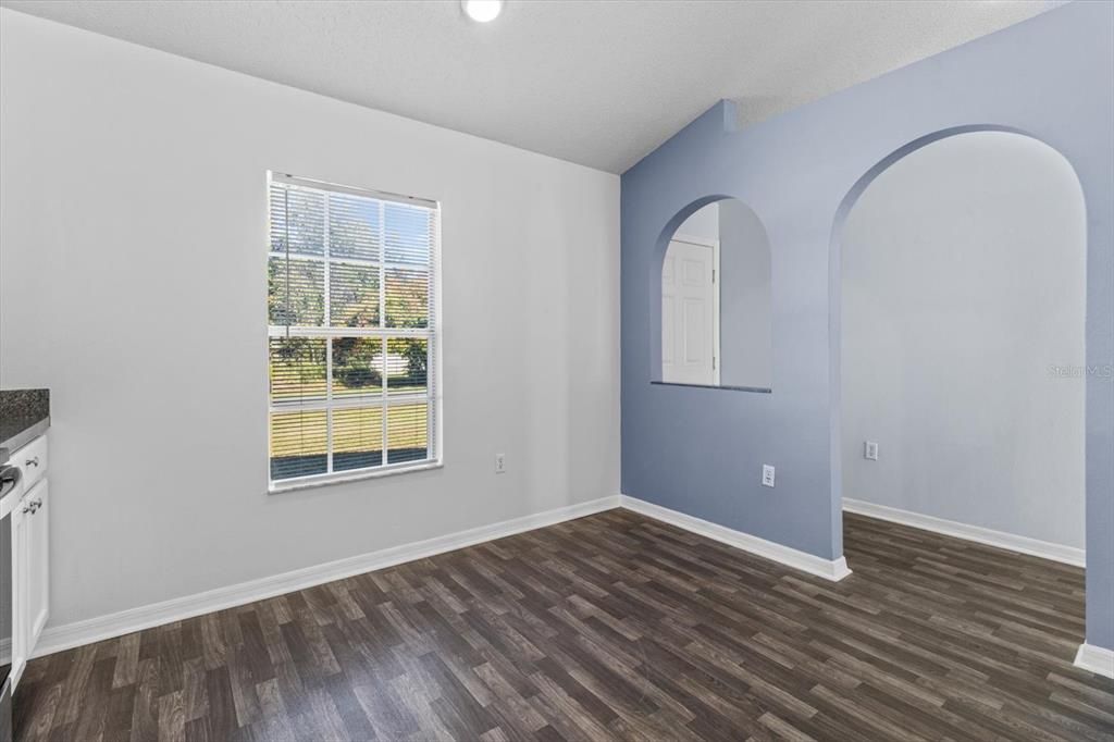 Active With Contract: $247,000 (3 beds, 2 baths, 1416 Square Feet)