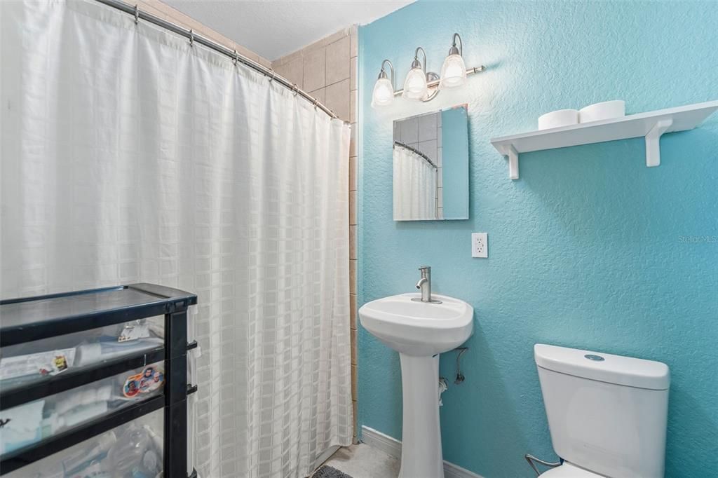 待售: $345,000 (3 贝兹, 2 浴室, 1340 平方英尺)