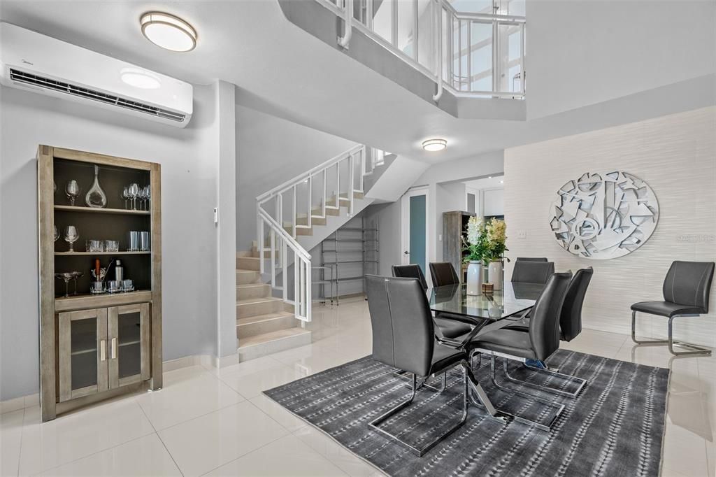 For Sale: $1,250,000 (3 beds, 2 baths, 2400 Square Feet)