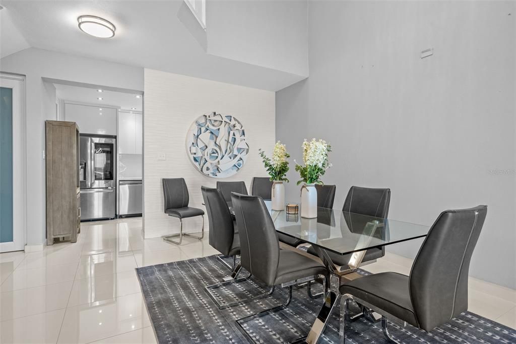 For Sale: $1,250,000 (3 beds, 2 baths, 2400 Square Feet)