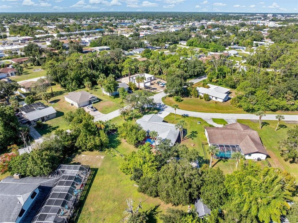 Activo con contrato: $280,000 (3 camas, 2 baños, 1925 Pies cuadrados)