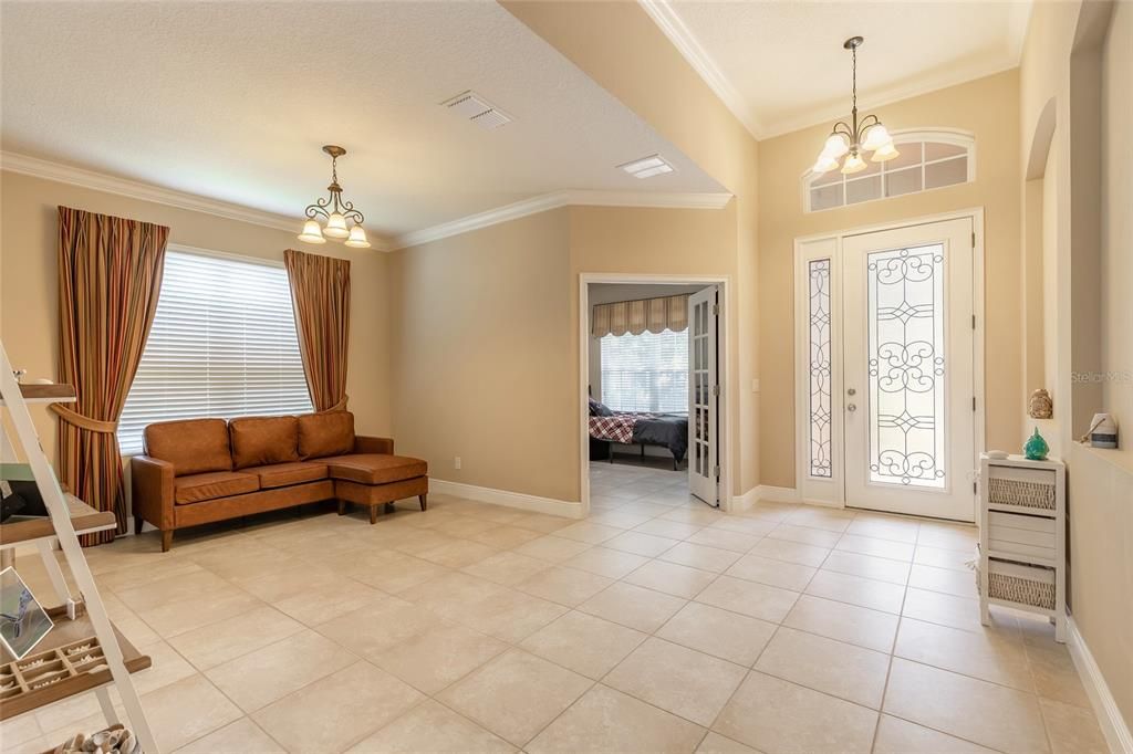 For Sale: $369,000 (3 beds, 2 baths, 2029 Square Feet)