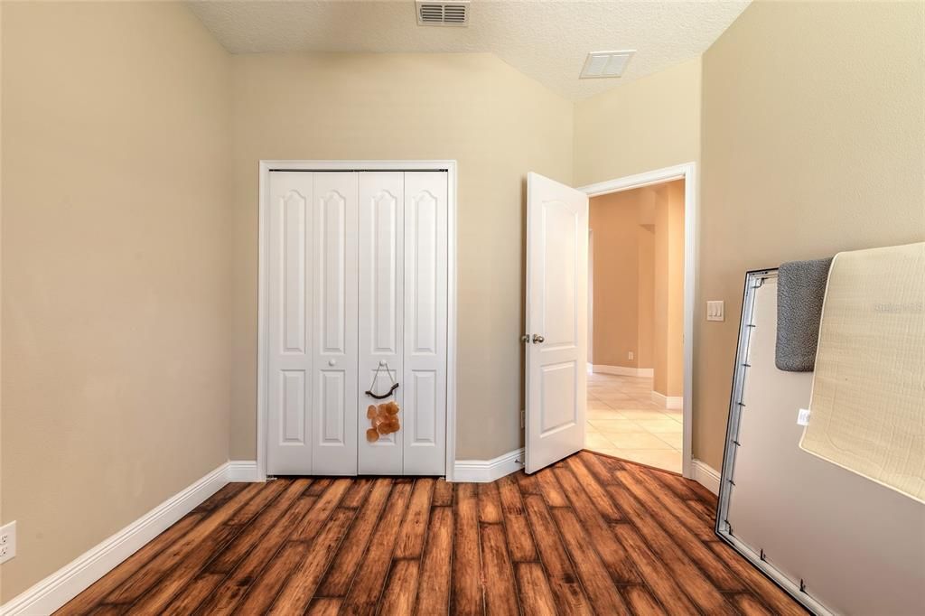 For Sale: $369,000 (3 beds, 2 baths, 2029 Square Feet)