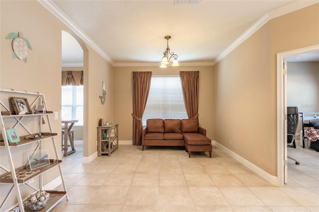 For Sale: $369,000 (3 beds, 2 baths, 2029 Square Feet)