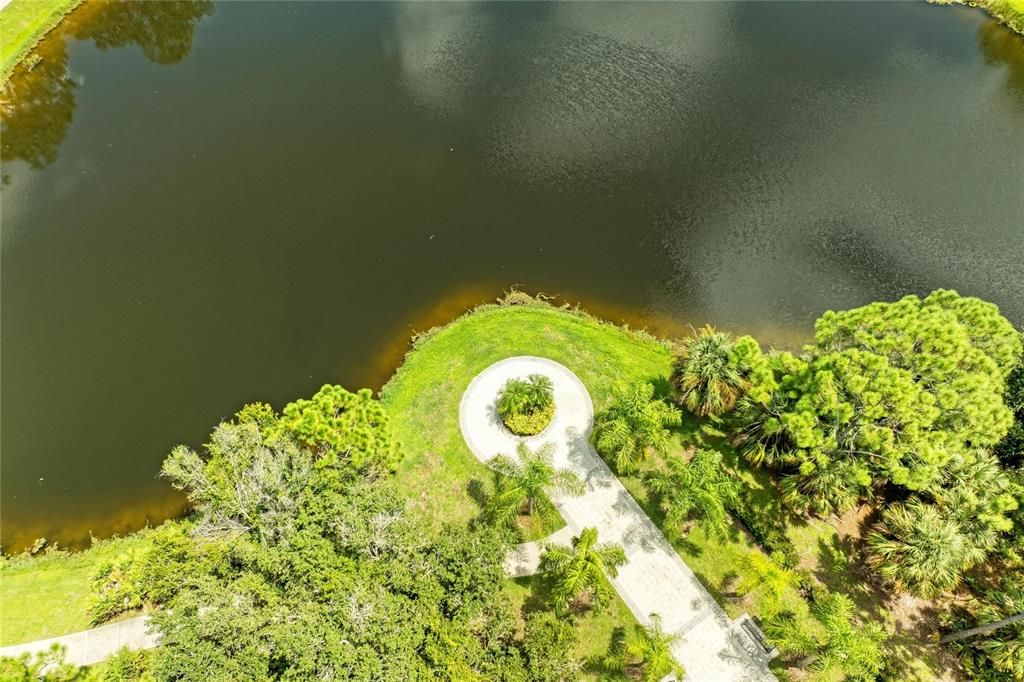 For Sale: $899,000 (5 beds, 4 baths, 3706 Square Feet)