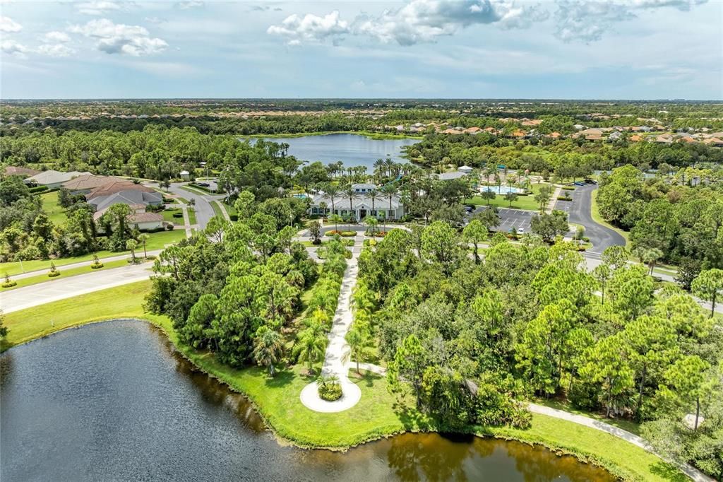 For Sale: $899,000 (5 beds, 4 baths, 3706 Square Feet)