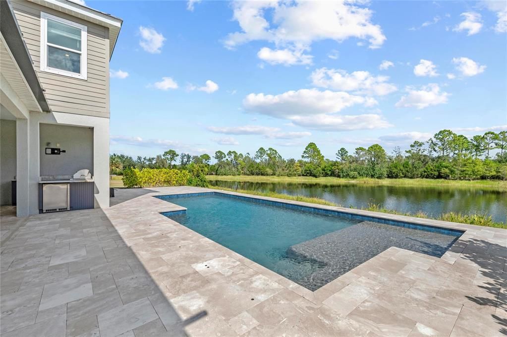 For Sale: $899,000 (5 beds, 4 baths, 3706 Square Feet)