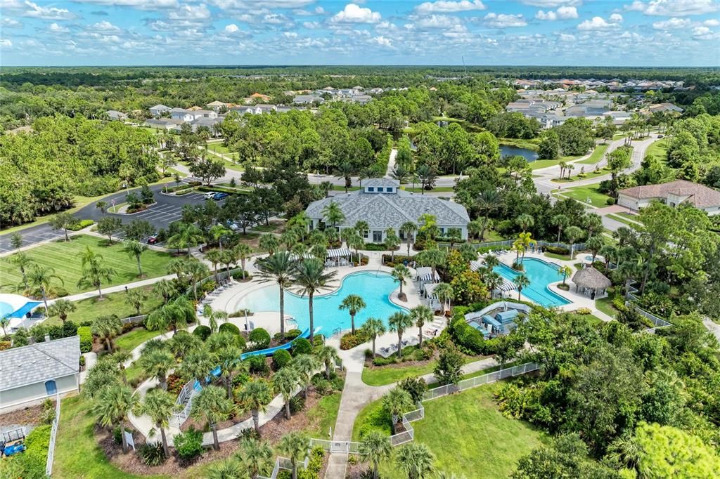 For Sale: $899,000 (5 beds, 4 baths, 3706 Square Feet)