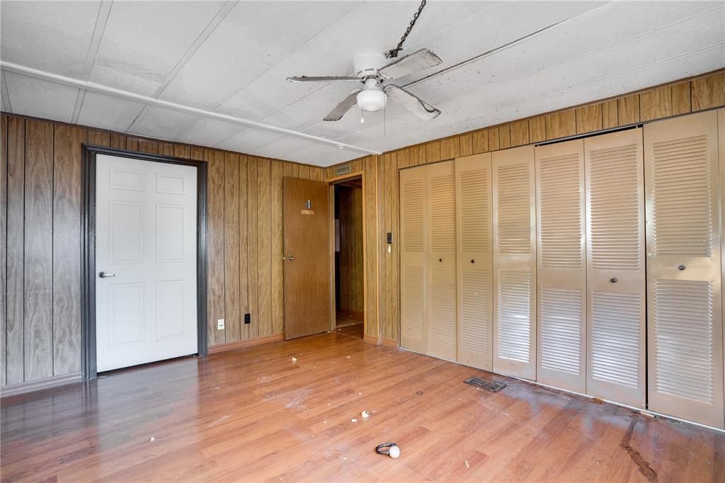 待售: $139,000 (3 贝兹, 3 浴室, 1440 平方英尺)