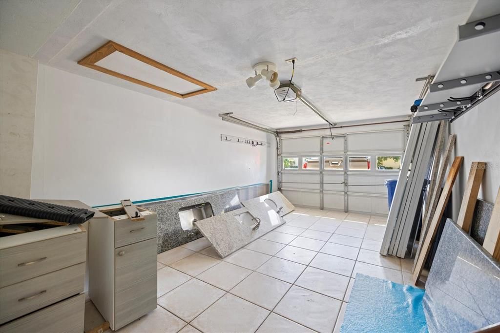 待售: $199,000 (2 贝兹, 2 浴室, 1578 平方英尺)