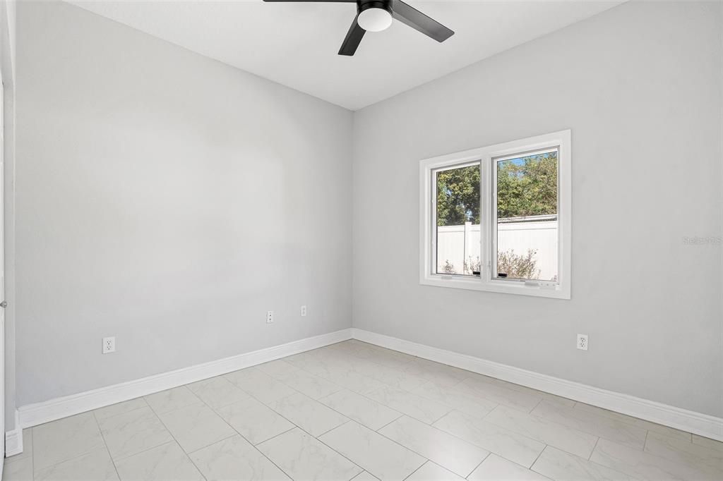 Active With Contract: $625,500 (5 beds, 3 baths, 2484 Square Feet)