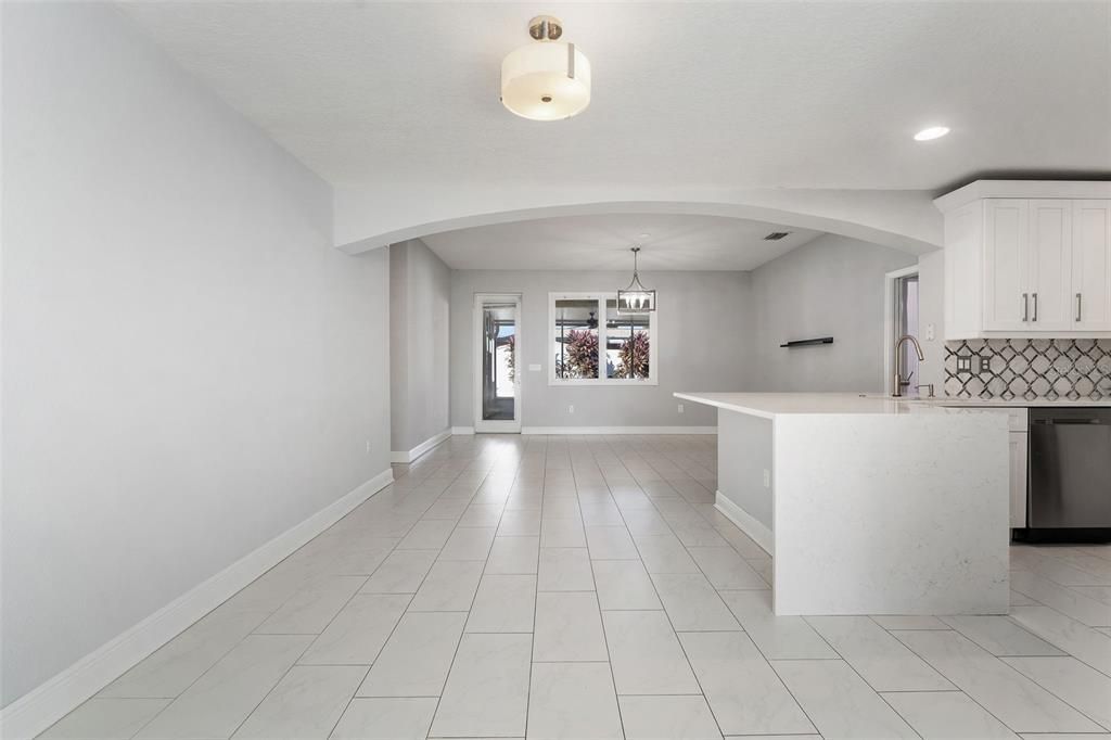 Active With Contract: $625,500 (5 beds, 3 baths, 2484 Square Feet)