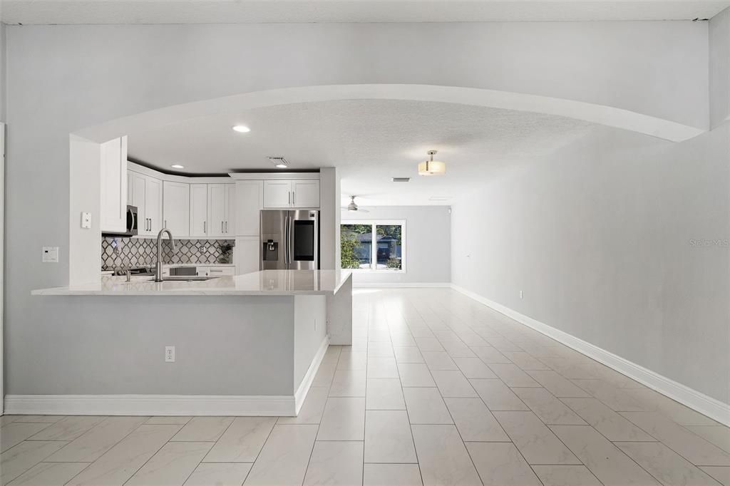 Active With Contract: $625,500 (5 beds, 3 baths, 2484 Square Feet)