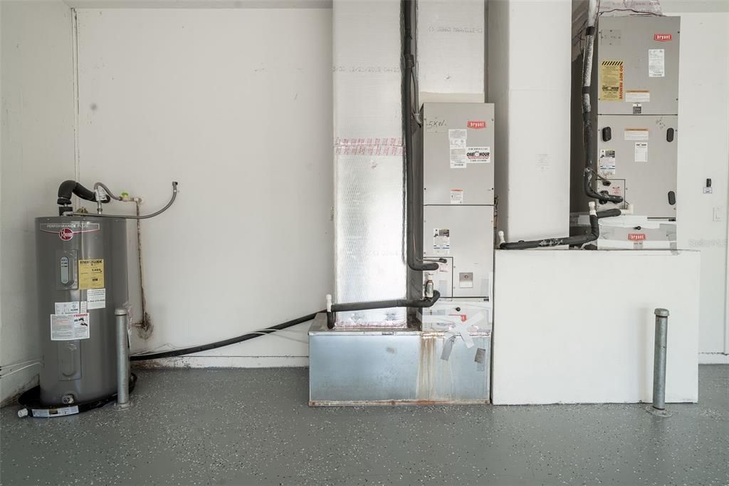 Active With Contract: $625,500 (5 beds, 3 baths, 2484 Square Feet)