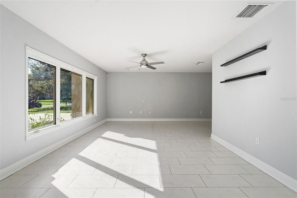 Active With Contract: $625,500 (5 beds, 3 baths, 2484 Square Feet)