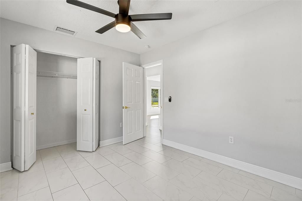 Active With Contract: $625,500 (5 beds, 3 baths, 2484 Square Feet)