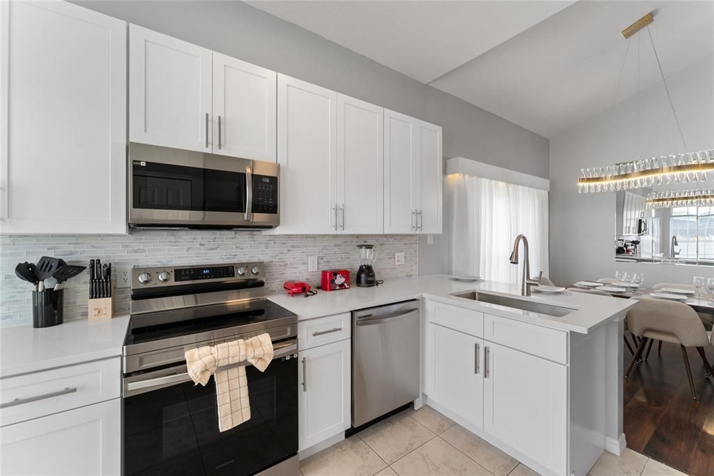 For Sale: $449,990 (4 beds, 2 baths, 1397 Square Feet)