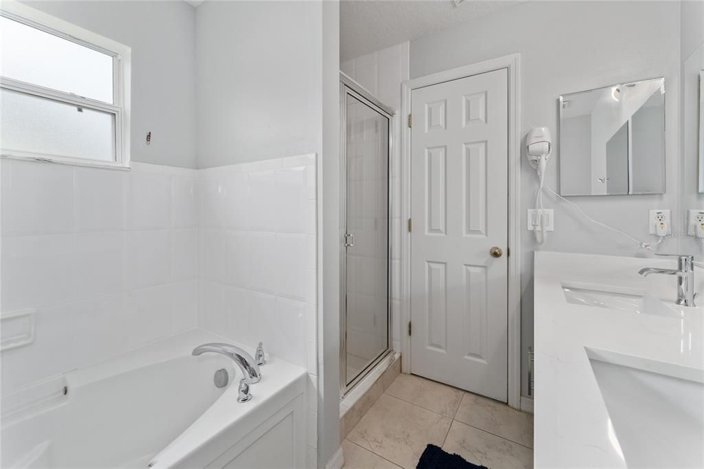 For Sale: $449,990 (4 beds, 2 baths, 1397 Square Feet)