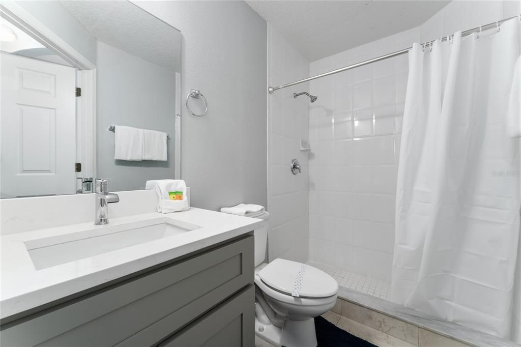 For Sale: $449,990 (4 beds, 2 baths, 1397 Square Feet)