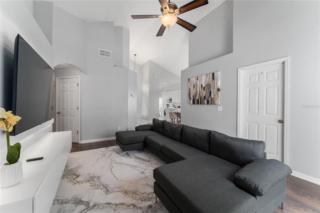 For Sale: $449,990 (4 beds, 2 baths, 1397 Square Feet)