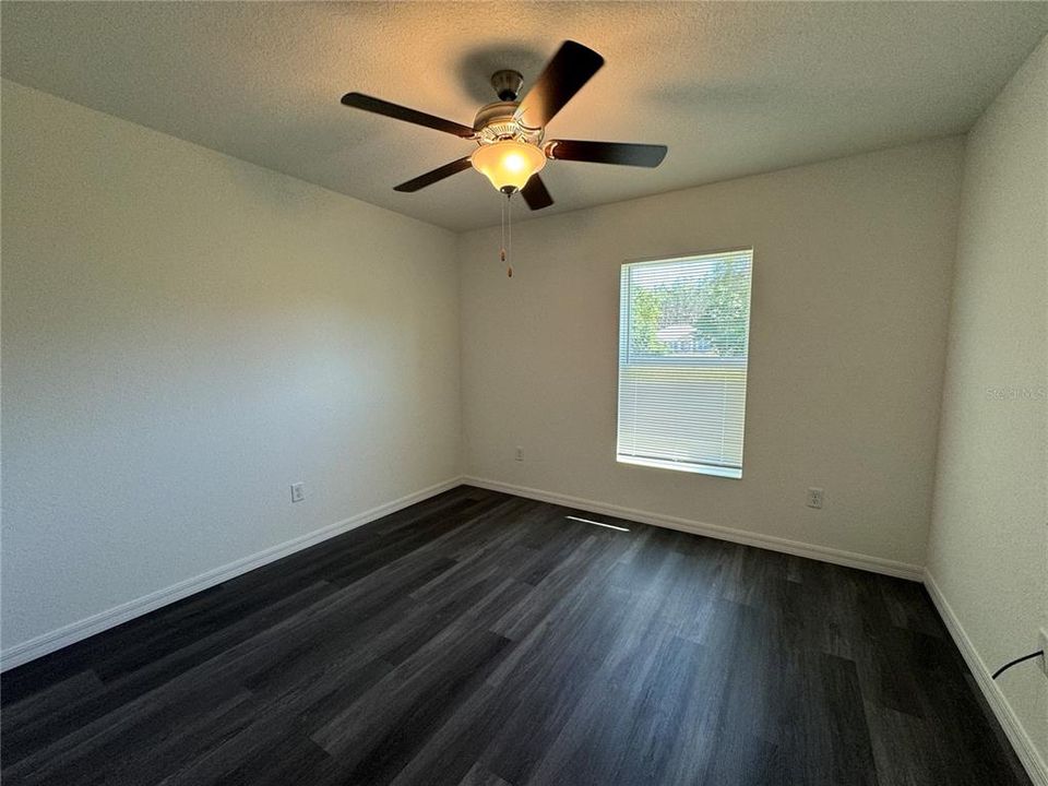 En Renta: $1,600 (3 camas, 2 baños, 1319 Pies cuadrados)