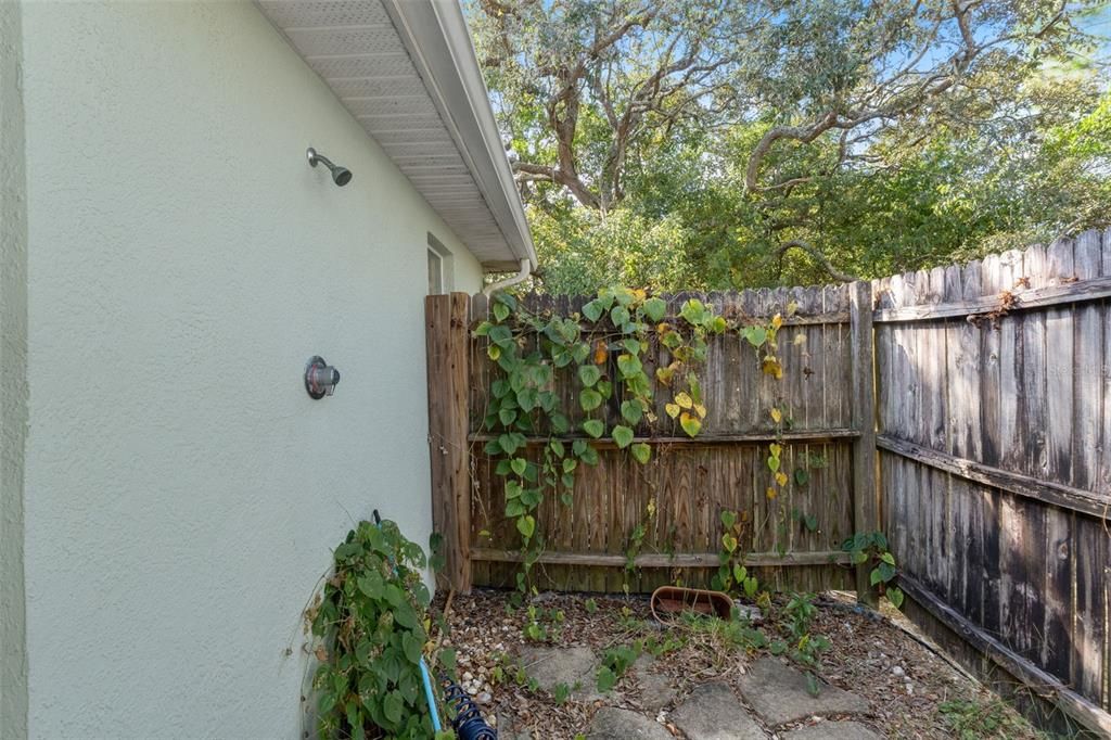 Active With Contract: $349,000 (4 beds, 3 baths, 2455 Square Feet)