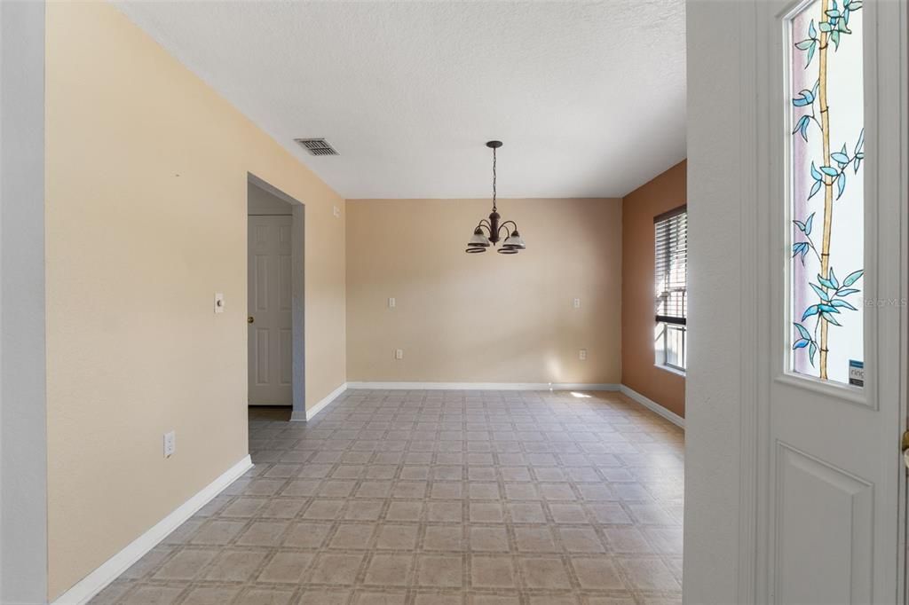 Active With Contract: $349,000 (4 beds, 3 baths, 2455 Square Feet)