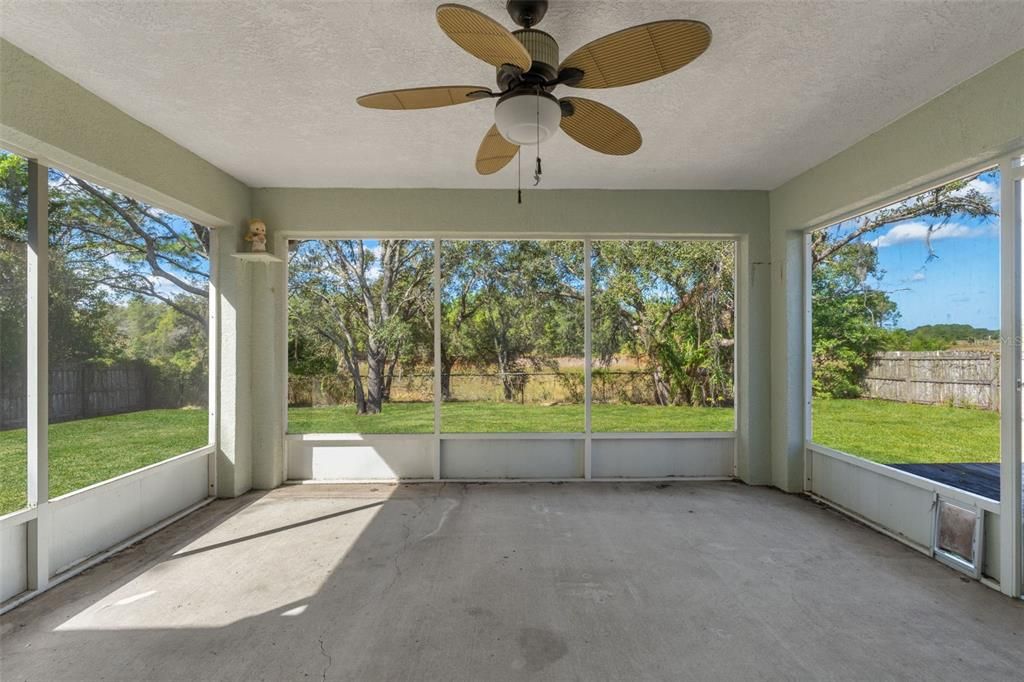 Active With Contract: $349,000 (4 beds, 3 baths, 2455 Square Feet)