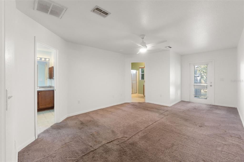 Active With Contract: $349,000 (4 beds, 3 baths, 2455 Square Feet)