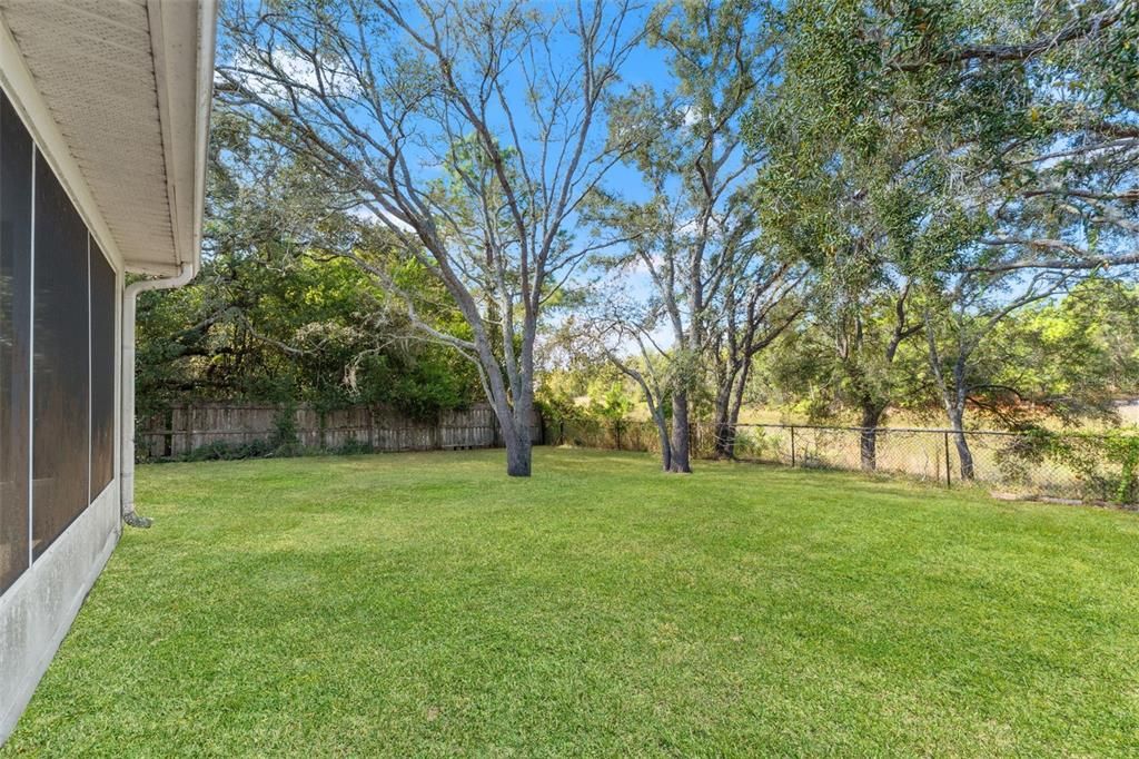 Active With Contract: $349,000 (4 beds, 3 baths, 2455 Square Feet)