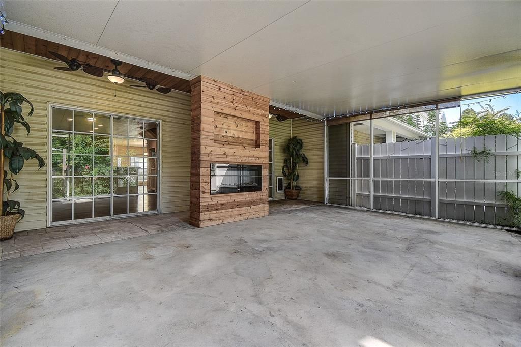 En Venta: $429,900 (3 camas, 2 baños, 2049 Pies cuadrados)