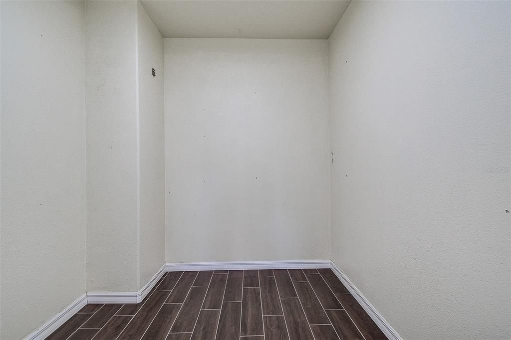 En Venta: $429,900 (3 camas, 2 baños, 2049 Pies cuadrados)