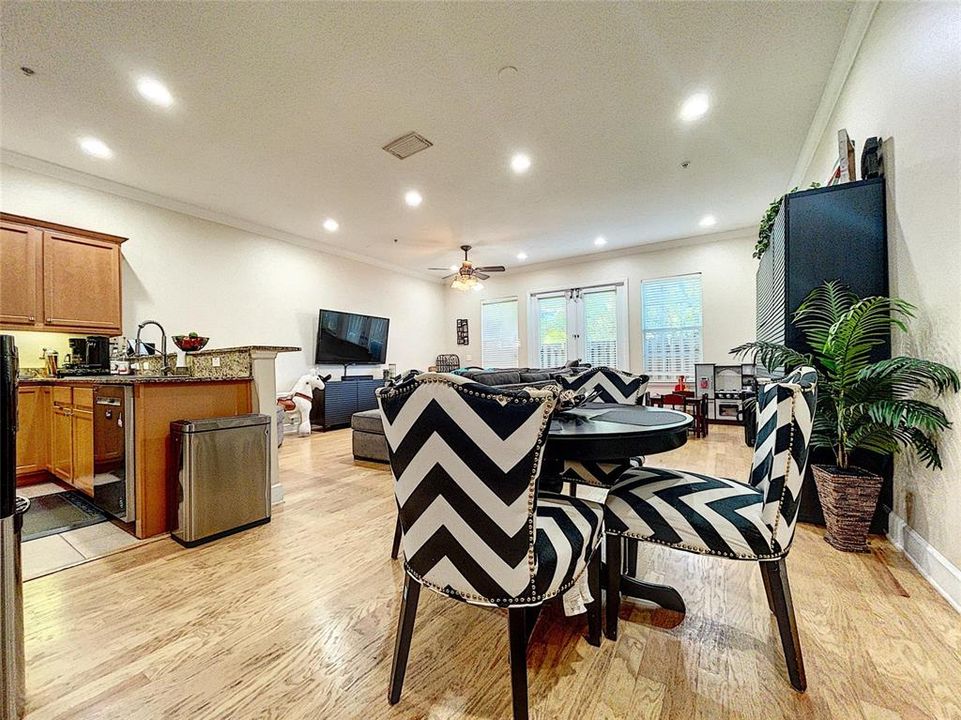 En Renta: $3,700 (3 camas, 2 baños, 1914 Pies cuadrados)