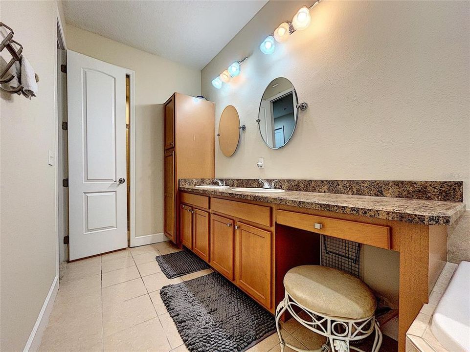 En Renta: $3,700 (3 camas, 2 baños, 1914 Pies cuadrados)