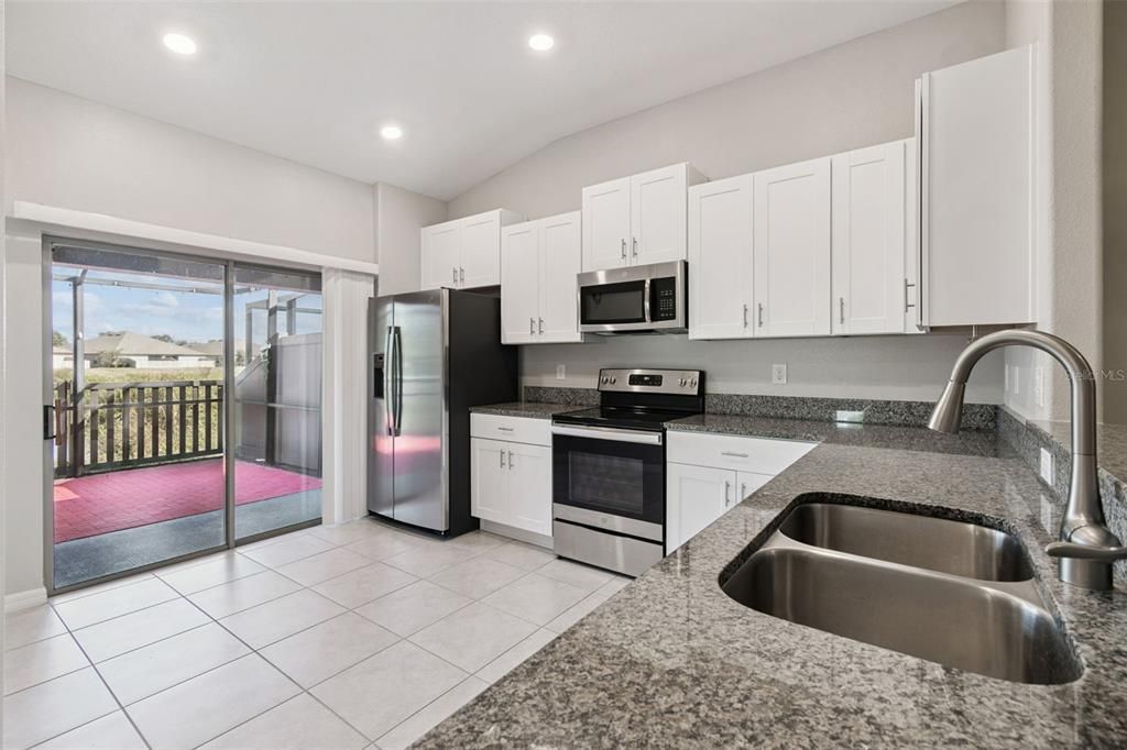 Active With Contract: $238,000 (3 beds, 2 baths, 1495 Square Feet)