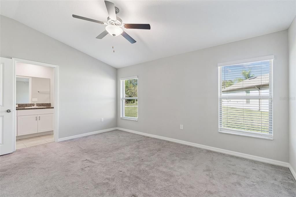 Active With Contract: $238,000 (3 beds, 2 baths, 1495 Square Feet)