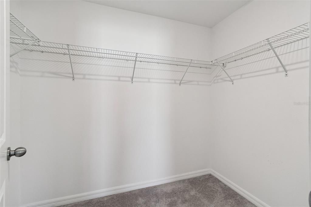 Active With Contract: $238,000 (3 beds, 2 baths, 1495 Square Feet)