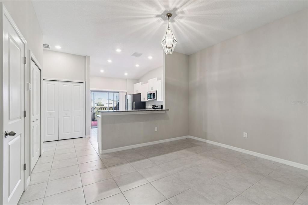 Active With Contract: $238,000 (3 beds, 2 baths, 1495 Square Feet)