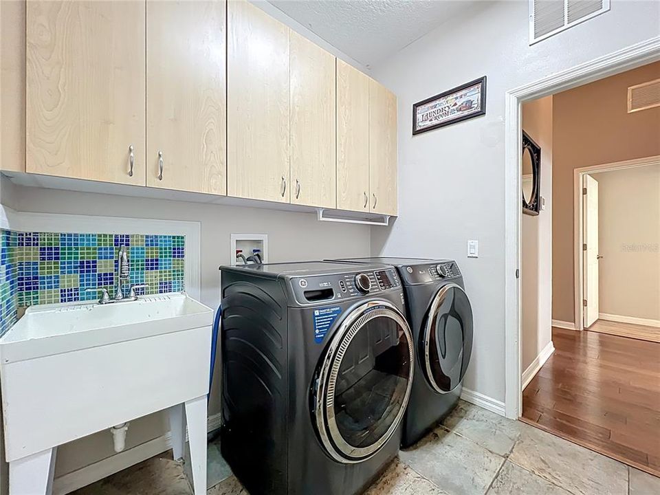 For Sale: $629,900 (4 beds, 3 baths, 3020 Square Feet)