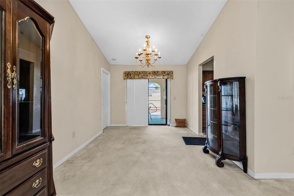 待售: $334,900 (3 贝兹, 2 浴室, 1841 平方英尺)