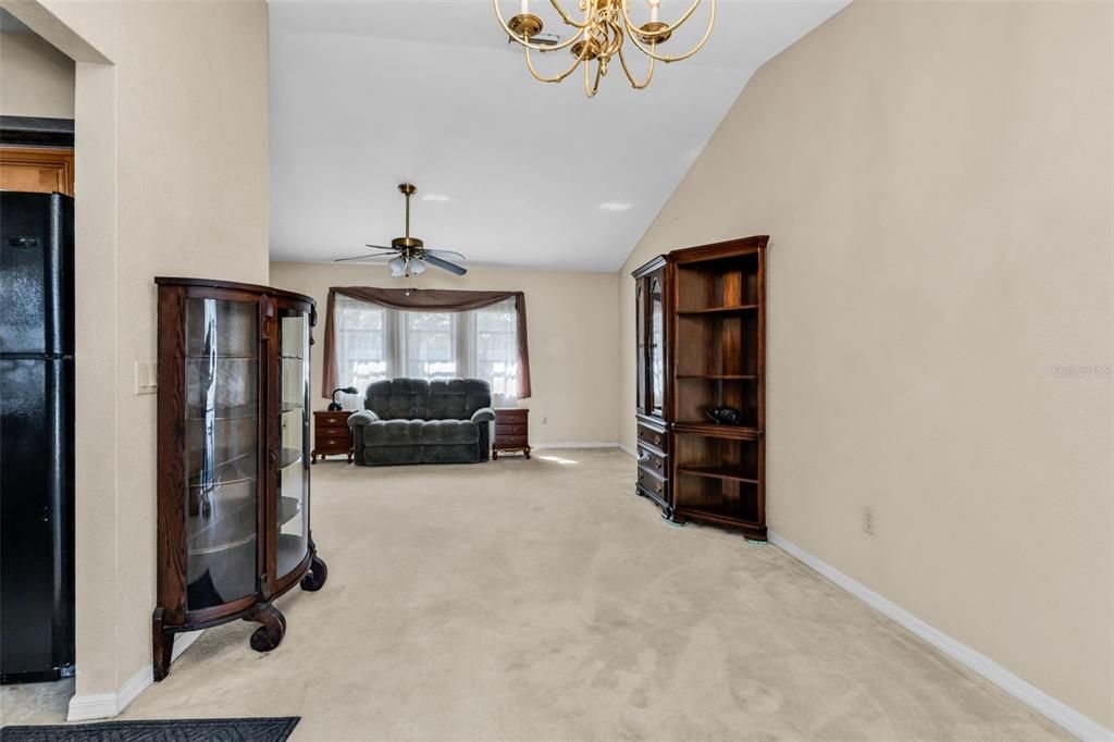 待售: $334,900 (3 贝兹, 2 浴室, 1841 平方英尺)