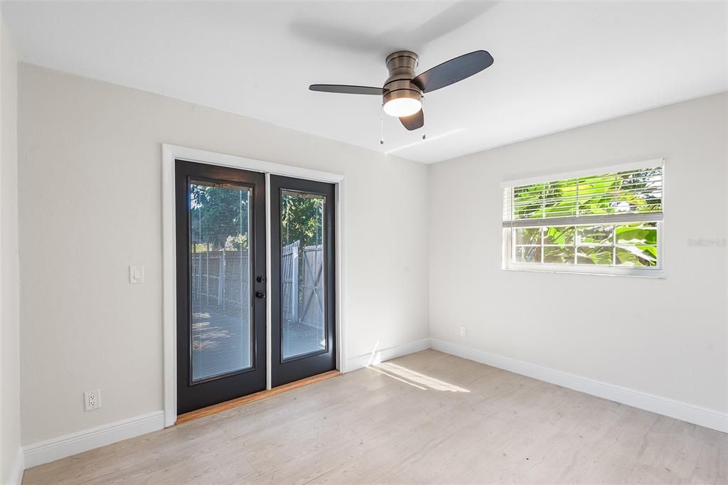 На продажу: $574,900 (4 спален, 2 ванн, 1485 Квадратных фут)