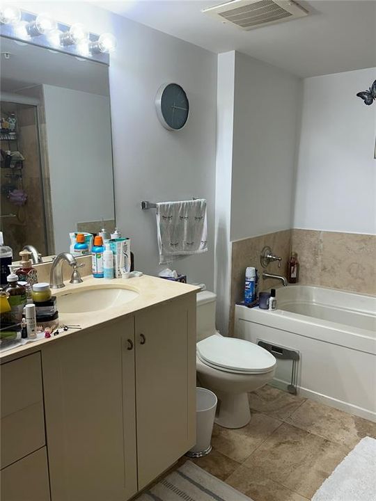 На продажу: $350,000 (1 спален, 1 ванн, 792 Квадратных фут)