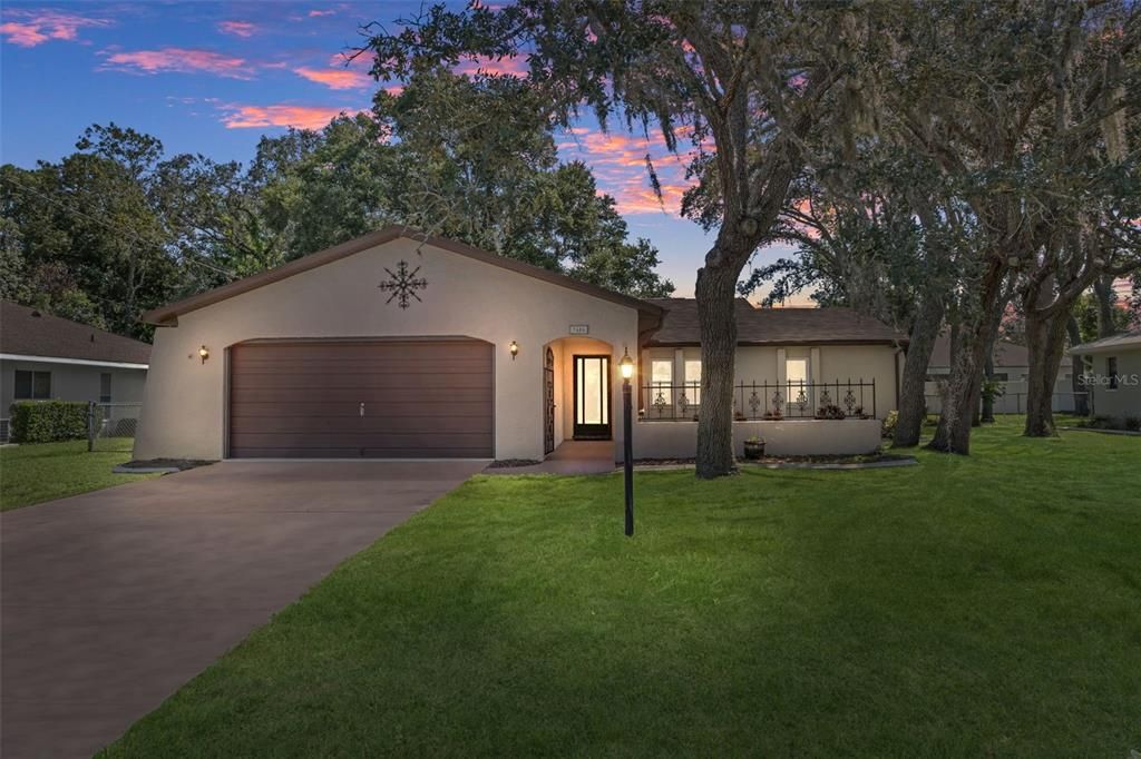 For Sale: $284,900 (2 beds, 2 baths, 1431 Square Feet)