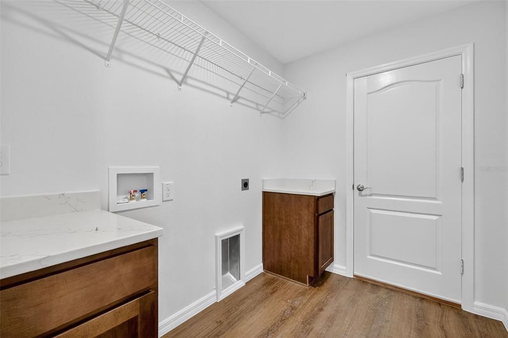 En Venta: $329,900 (3 camas, 2 baños, 1417 Pies cuadrados)